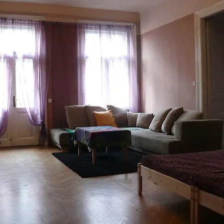 Be-at Budapest